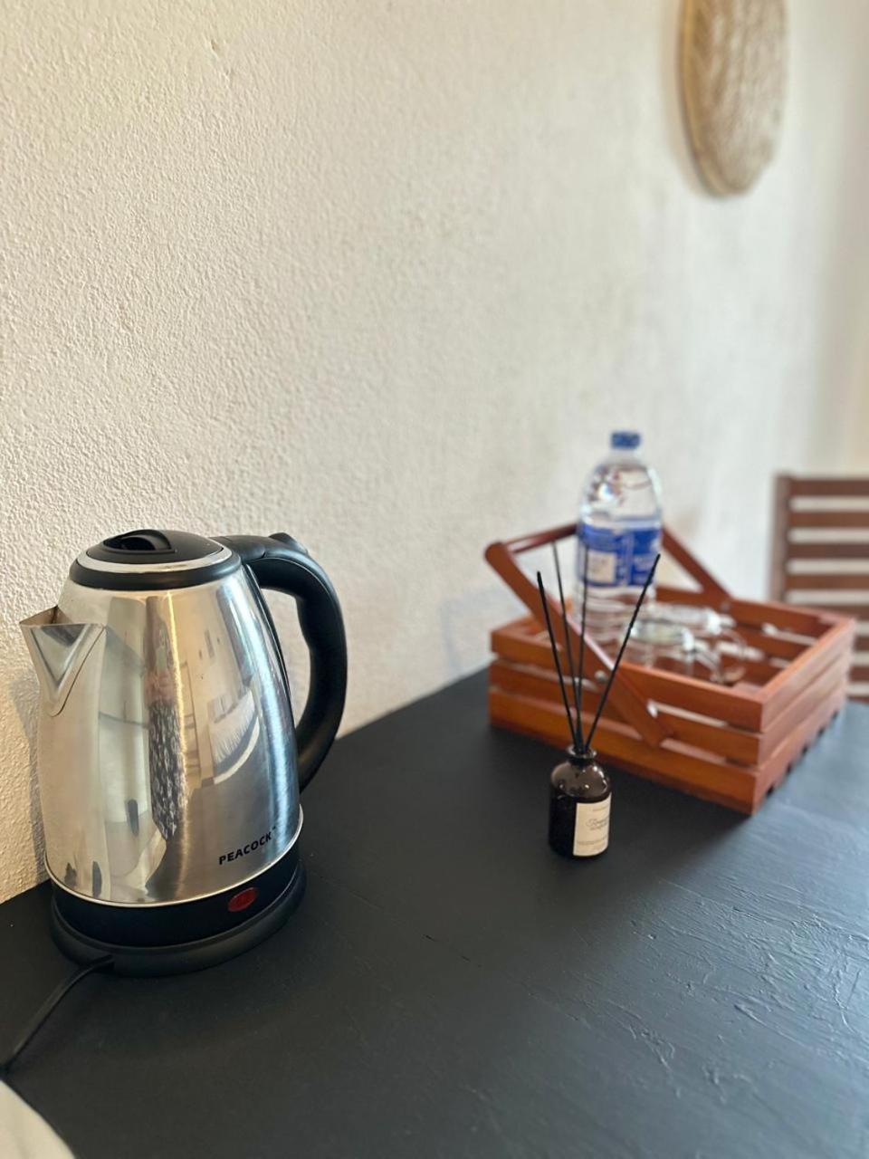 White Hill Hotel Унаватуна Екстериор снимка